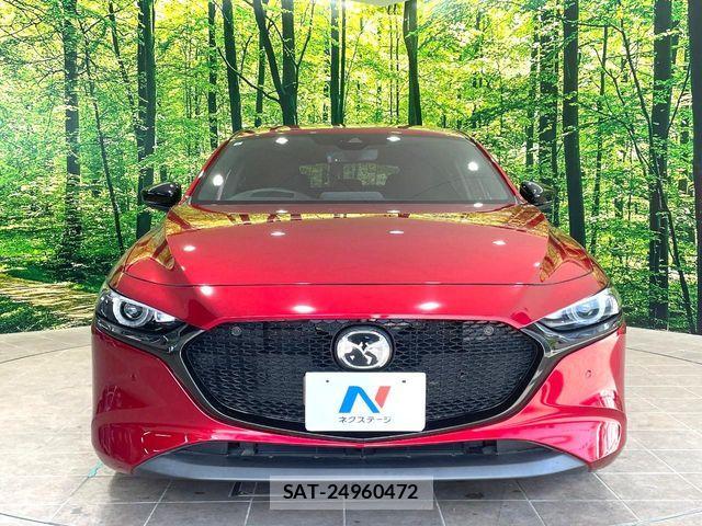 Mazda MAZDA3 2022-03 6815823-13