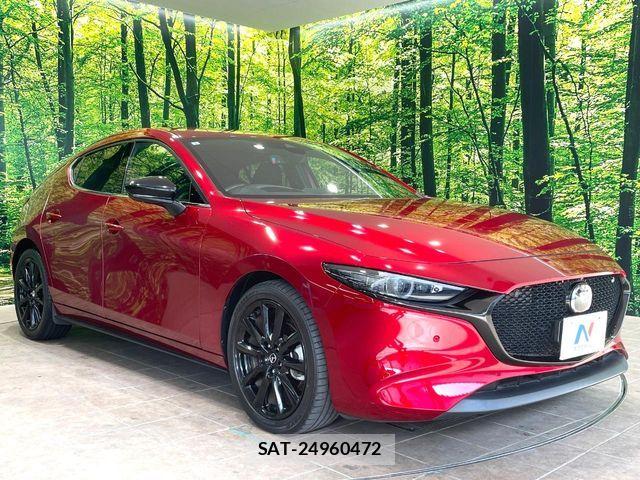 Mazda MAZDA3 2022-03 6815823-15