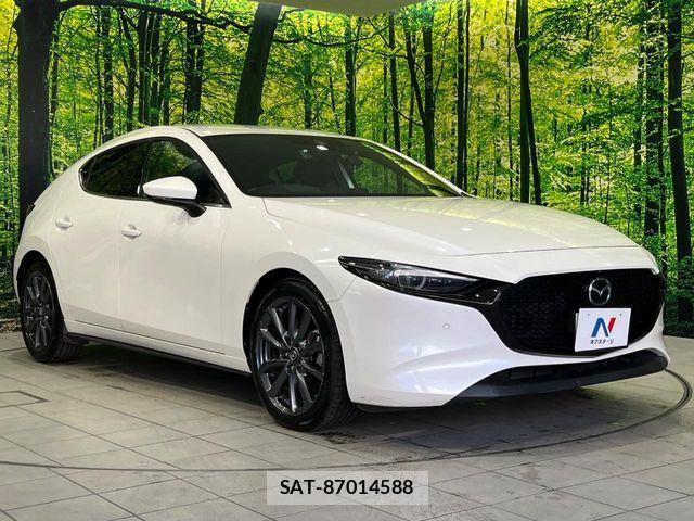 Mazda MAZDA3 2019-09 6815817-15