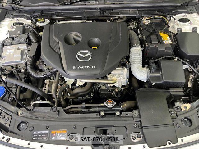 Mazda MAZDA3 2019-09 6815817-17