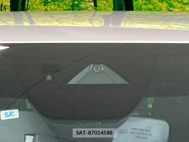 Mazda MAZDA3 2019-09 6815817-5