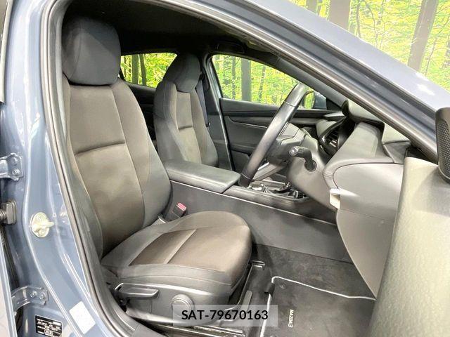 Mazda MAZDA3 2021-05 6815816-7