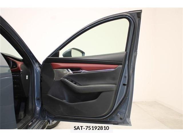 Mazda MAZDA3 2019-06 6908066-28