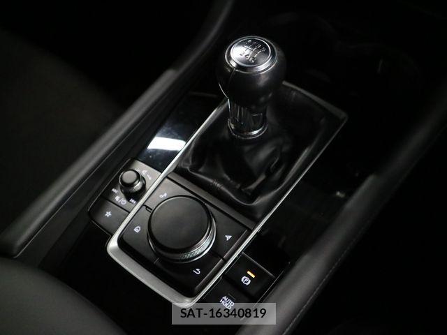Mazda MAZDA3 2021-08 6995405-17