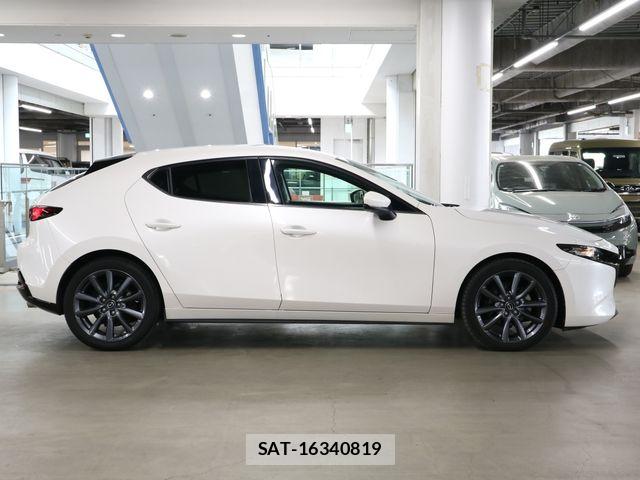 Mazda MAZDA3 2021-08 6995405-7