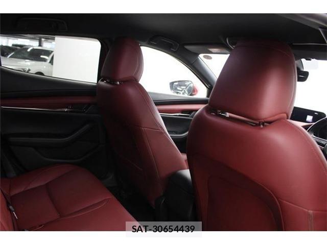 Mazda MAZDA3 2019-09 6995432-28