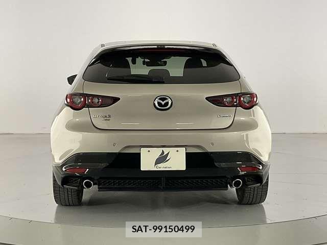 Mazda MAZDA3 2023-03 7020832-4