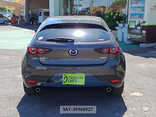 Mazda MAZDA3 2019-09 7020830-10