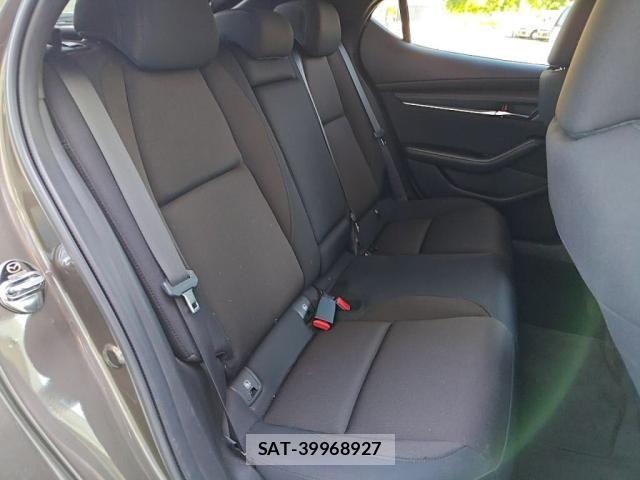 Mazda MAZDA3 2019-09 7020830-22