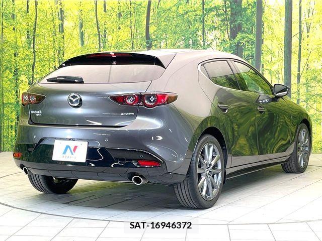 Mazda MAZDA3 2021-08 7020835-16