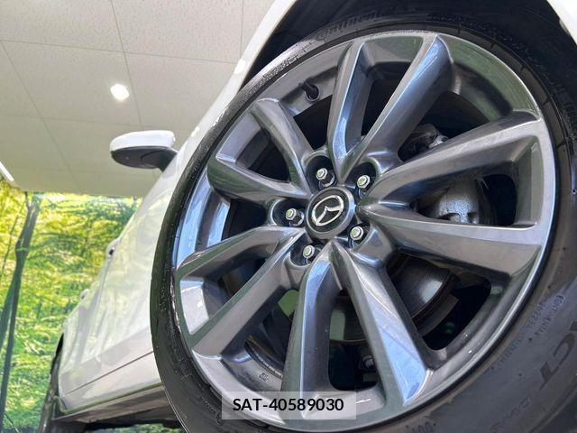 Mazda MAZDA3 2019-05 7059393-12