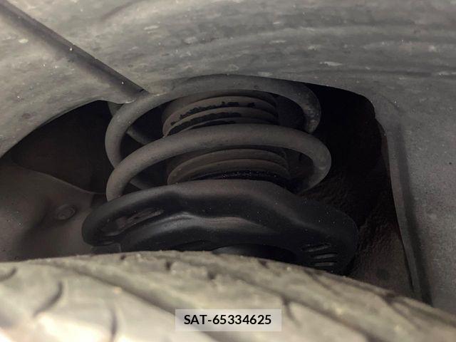 Mazda MAZDA3 2019-05 7059395-19