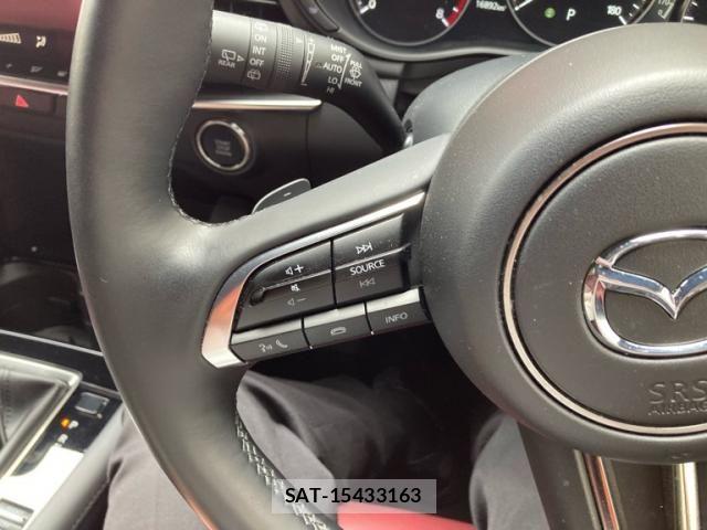 Mazda MAZDA3 2023-07 7221396-16