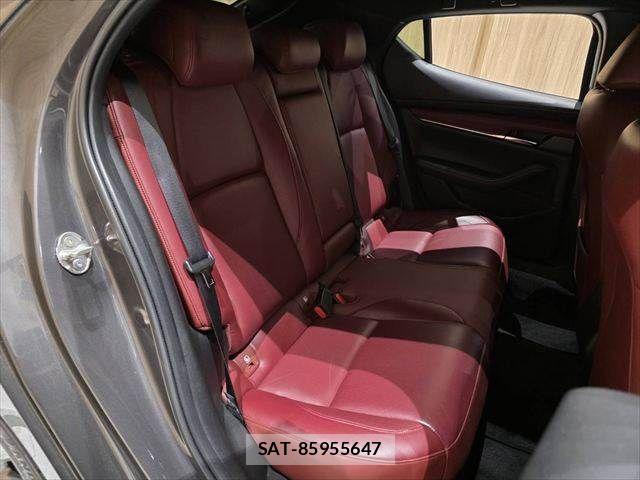 Mazda MAZDA3 2019-09 7221379-10