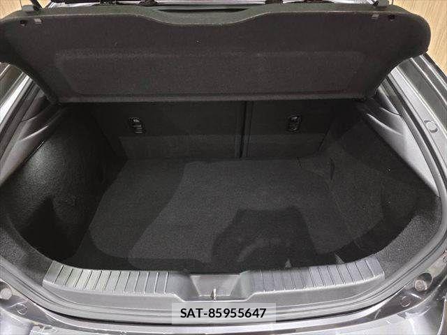 Mazda MAZDA3 2019-09 7221379-11