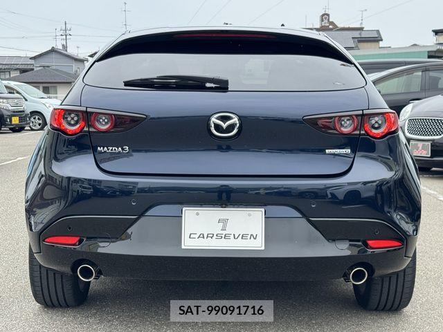 Mazda MAZDA3 2019-09 7221370-25