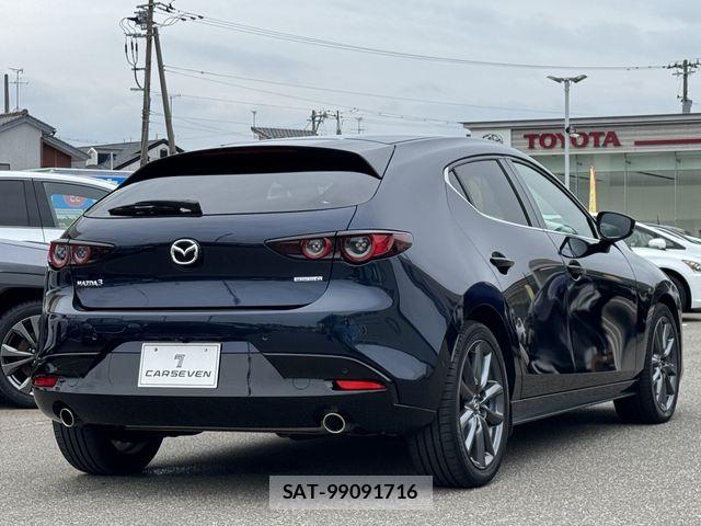 Mazda MAZDA3 2019-09 7221370-5