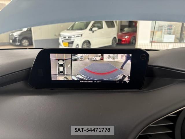 Mazda MAZDA3 2022-01 7221393-24