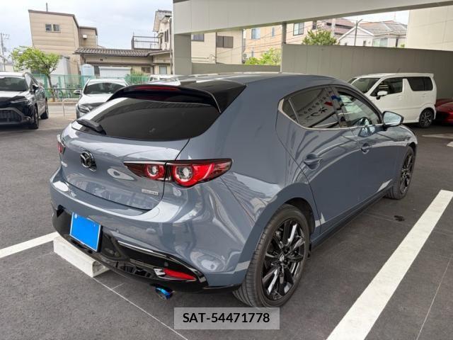 Mazda MAZDA3 2022-01 7221393-2