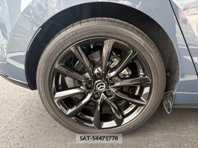 Mazda MAZDA3 2022-01 7221393-5