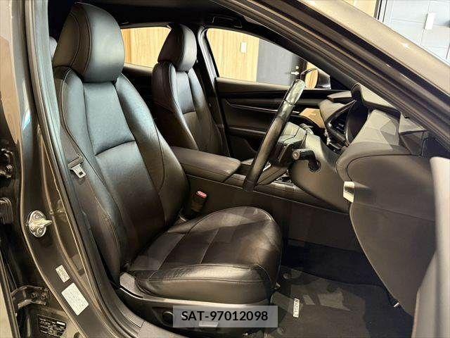 Mazda MAZDA3 2019-10 7221376-9