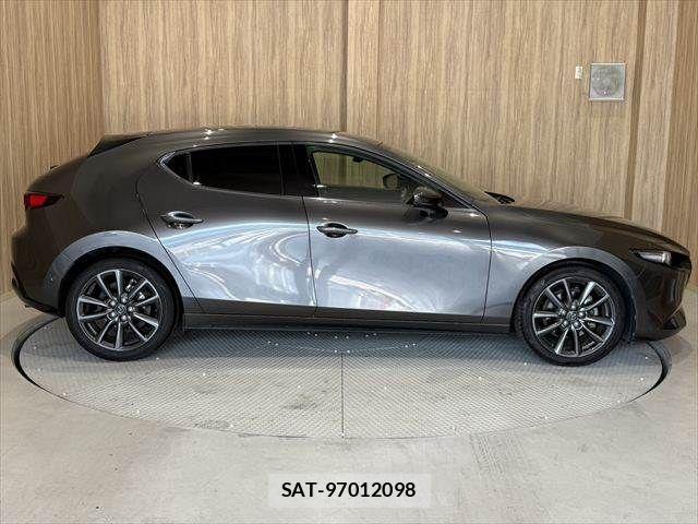Mazda MAZDA3 2019-10 7221376-17