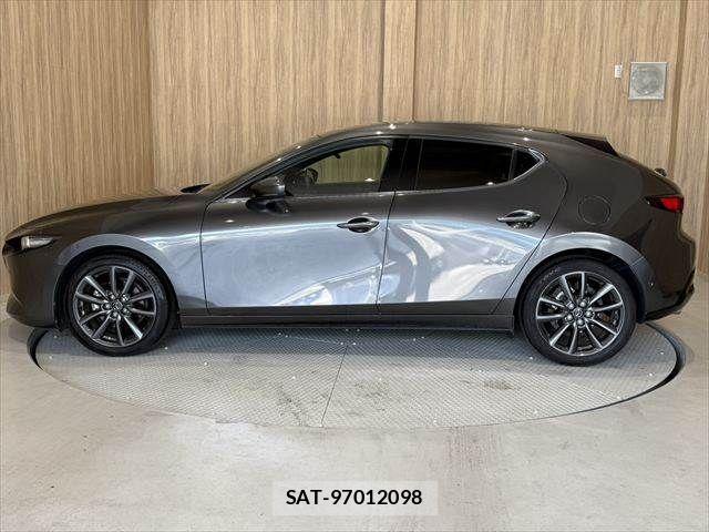 Mazda MAZDA3 2019-10 7221376-21