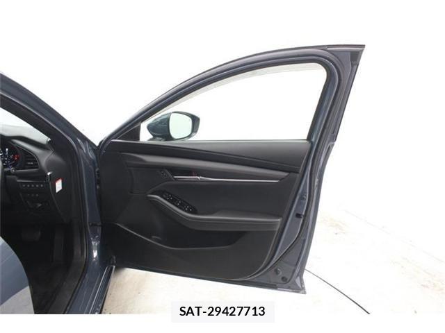 Mazda MAZDA3 2020-02 7221382-27