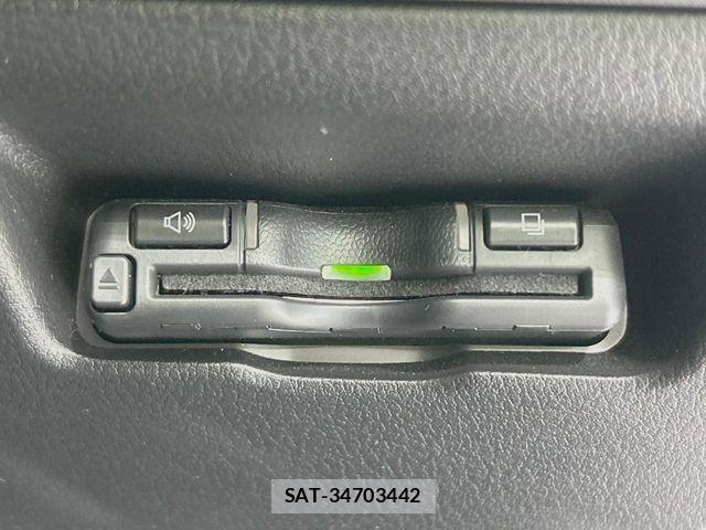Mazda MAZDA3 2019-06 7221364-6