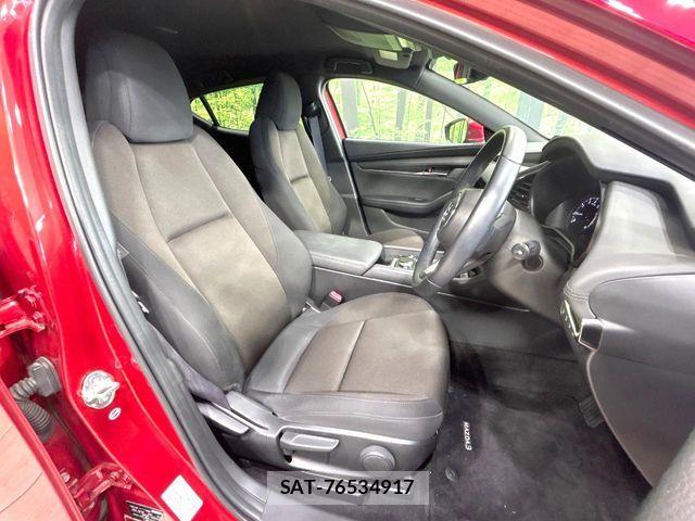 Mazda MAZDA3 2019-09 7221365-8