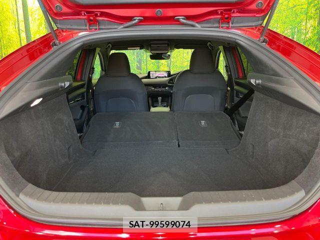 Mazda MAZDA3 2025-06 7221400-9