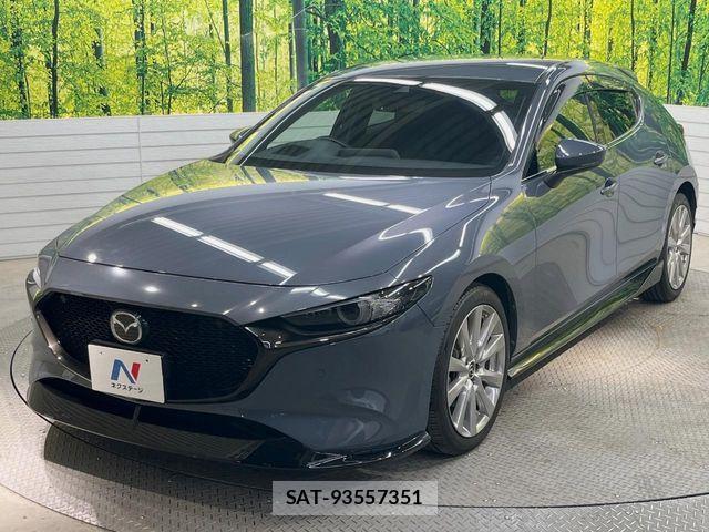 Mazda MAZDA3 2020-08 7221385-2