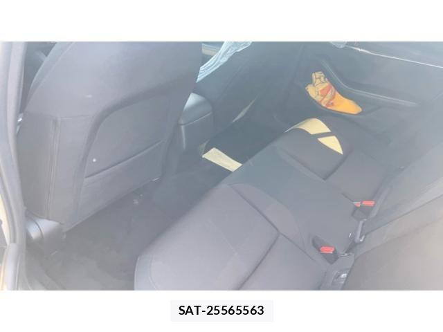 Mazda MAZDA3 2019-09 7221380-25