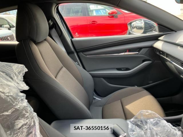 Mazda MAZDA3 2023-03 7221392-7