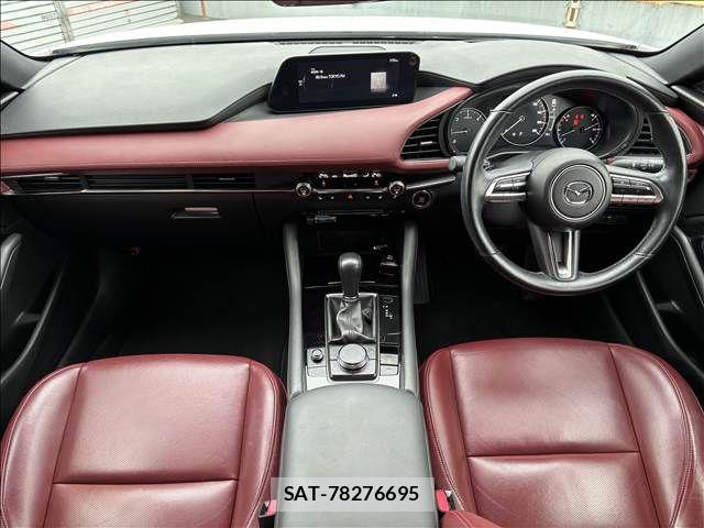 Mazda MAZDA3 2019-09 7221377-1