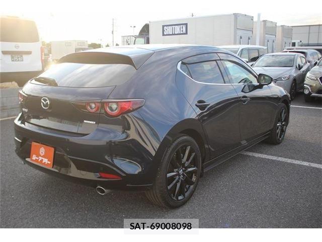Mazda MAZDA3 2025-07 7221403-13