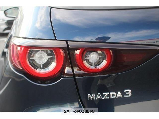 Mazda MAZDA3 2025-07 7221403-19