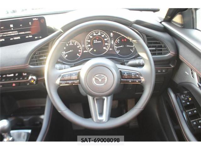Mazda MAZDA3 2025-07 7221403-25