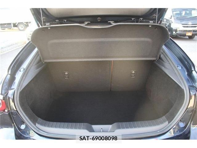 Mazda MAZDA3 2025-07 7221403-28