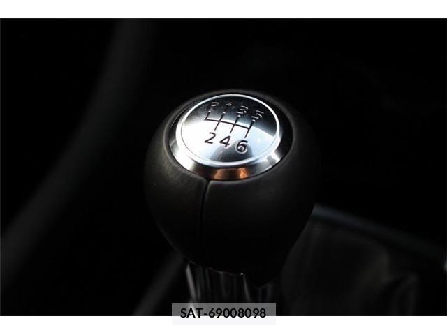 Mazda MAZDA3 2025-07 7221403-2