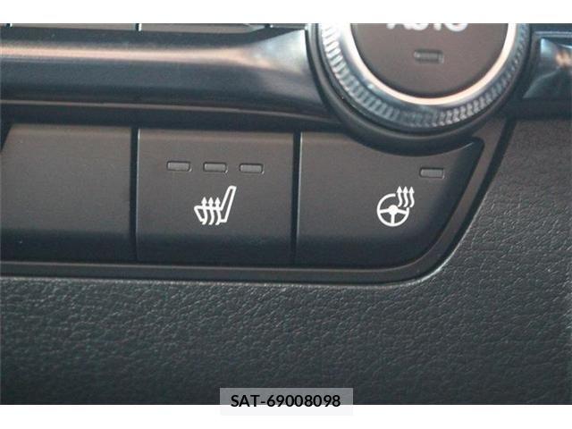 Mazda MAZDA3 2025-07 7221403-5