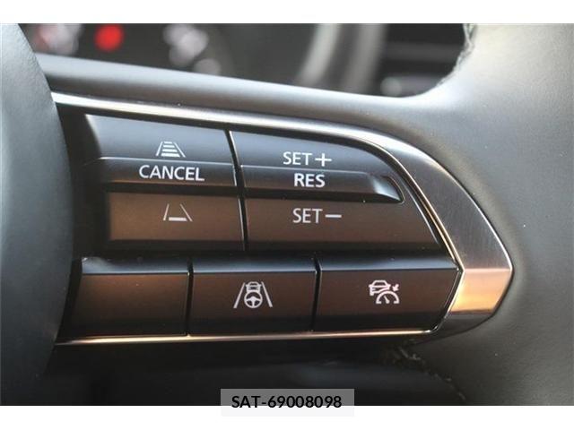 Mazda MAZDA3 2025-07 7221403-6