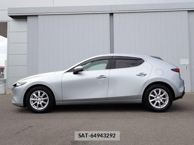 Mazda MAZDA3 2021-03 7221386-17
