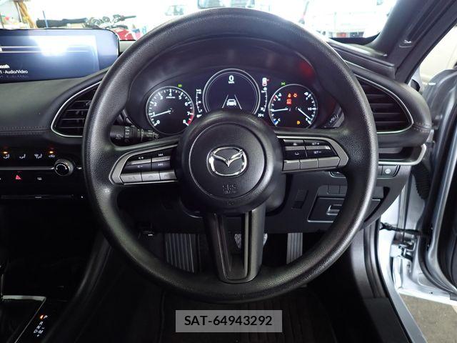 Mazda MAZDA3 2021-03 7221386-4