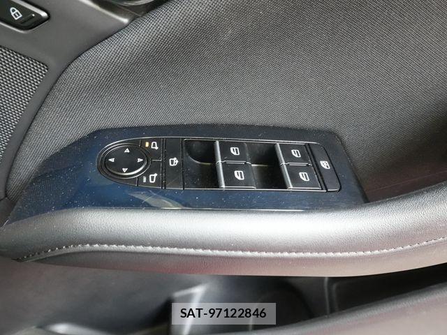 Mazda MAZDA3 2020-09 7221387-17