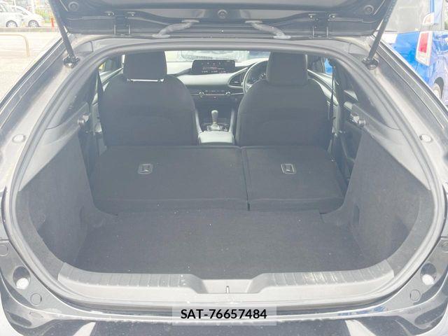 Mazda MAZDA3 2023-07 7251424-10