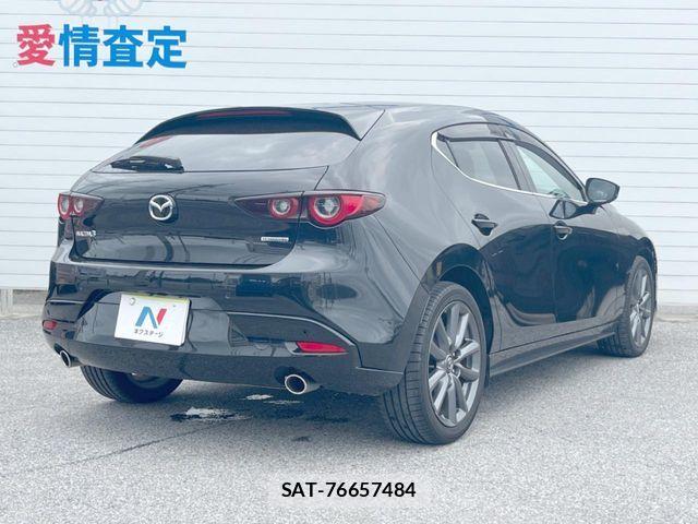 Mazda MAZDA3 2023-07 7251424-17