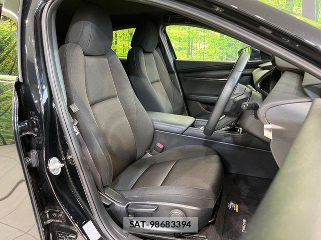 Mazda MAZDA3 2020-06 7272275-7