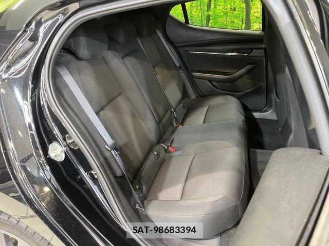 Mazda MAZDA3 2020-06 7272275-8