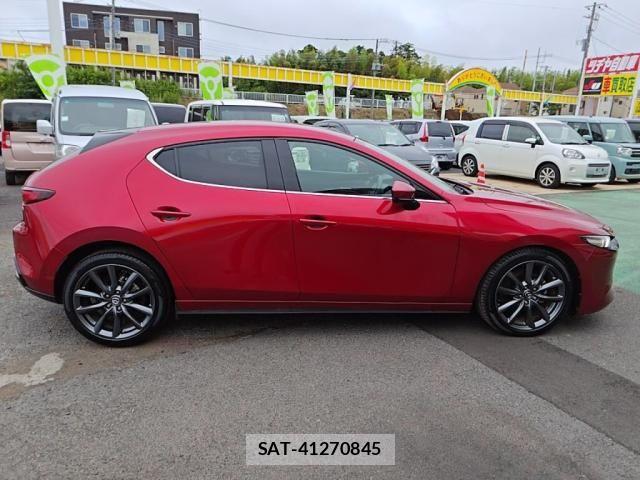 Mazda MAZDA3 2019-07 7272277-9